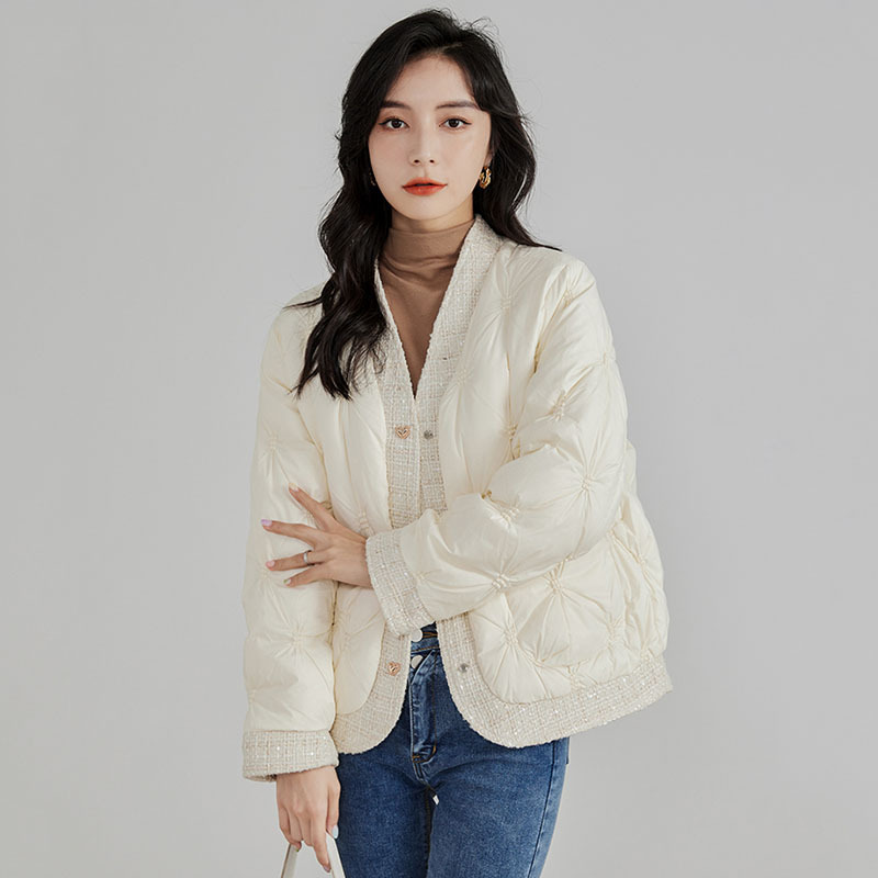 Winter Clothing Trends For Women - 秋冬ダウンジャケット V ネックパッチワーク軽量ホワイトダックダウンコート女性キルティング長袖トップデザイン衣類トレンド