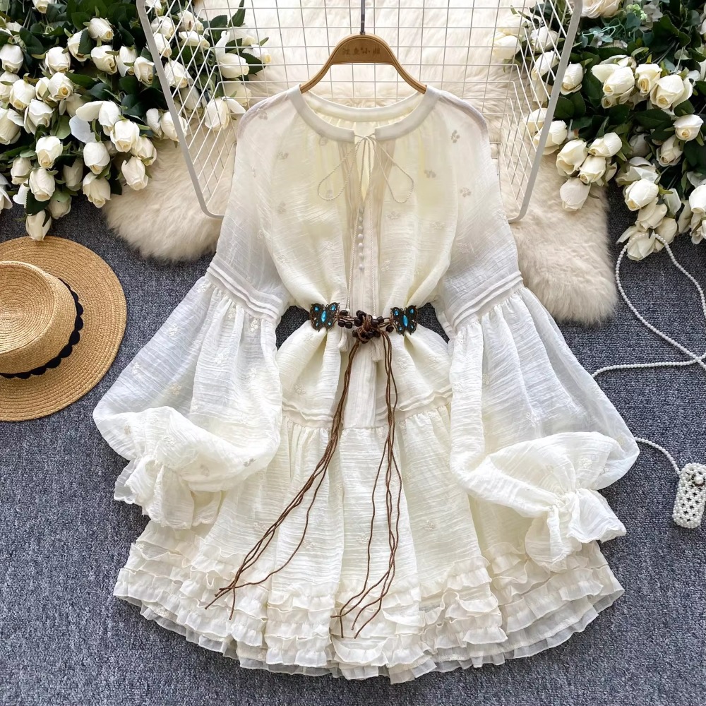 レース付きラウンドネック刺繍ボールガウン,ヴィンテージランタ - Winter Clothing Dress Up のレビューと価格