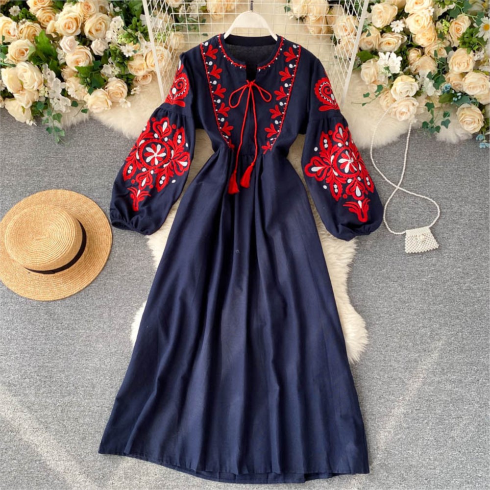 ルーズドレス刺繍花気質春秋ドレス女性のための長袖ラウンドネッ - Winter Clothing Dress Up のレビューと価格