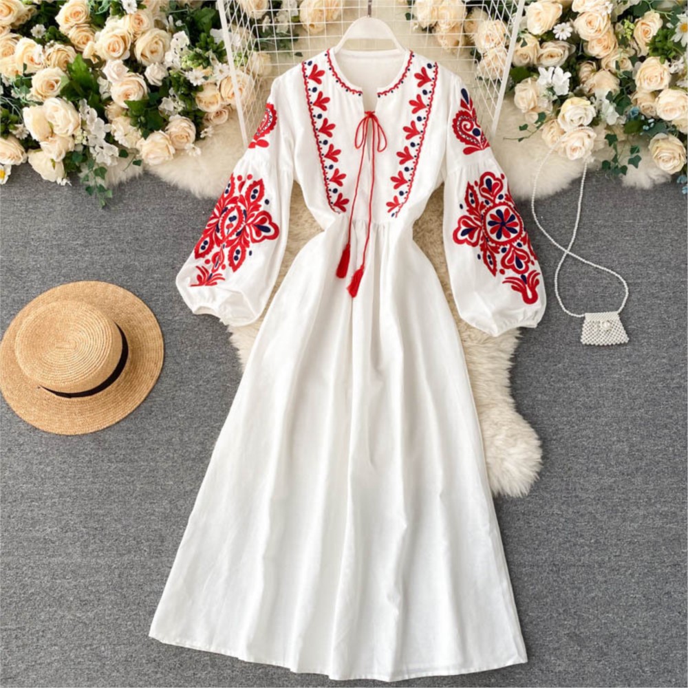 ルーズドレス刺繍花気質春秋ドレス女性のための長袖ラウンドネッ - Winter Clothing Dress Up のレビューと価格